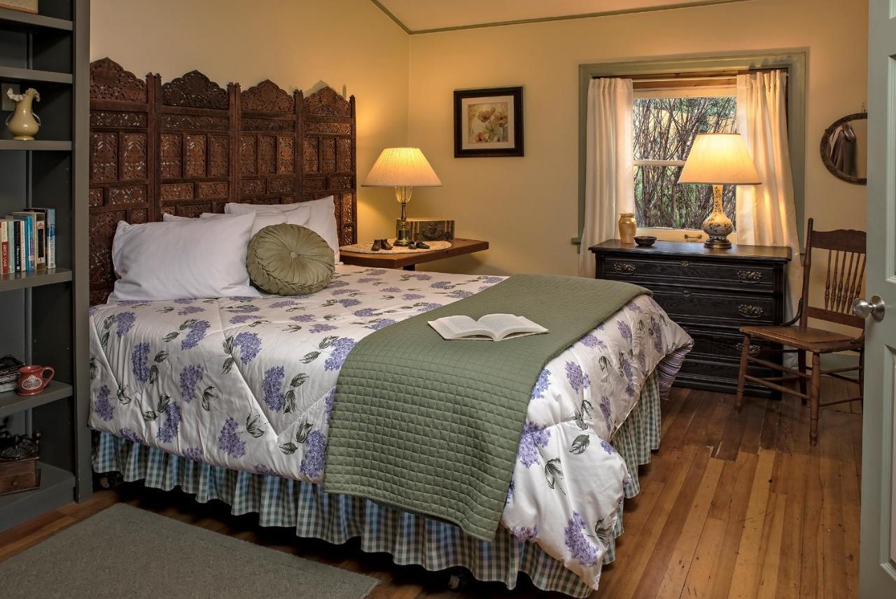 Clementine'S Guest House & Vacation Rentals Astoria Eksteriør bilde
