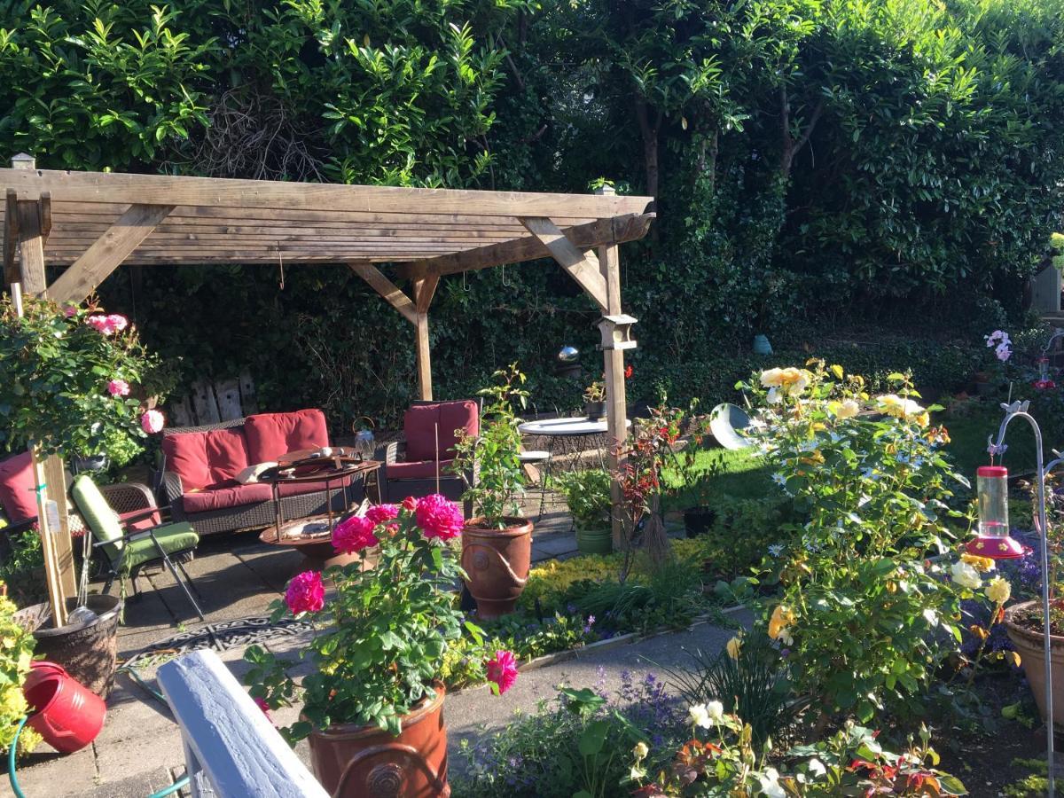 Clementine'S Guest House & Vacation Rentals Astoria Eksteriør bilde