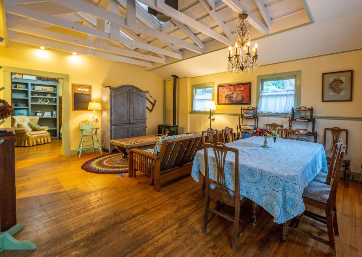 Clementine'S Guest House & Vacation Rentals Astoria Eksteriør bilde