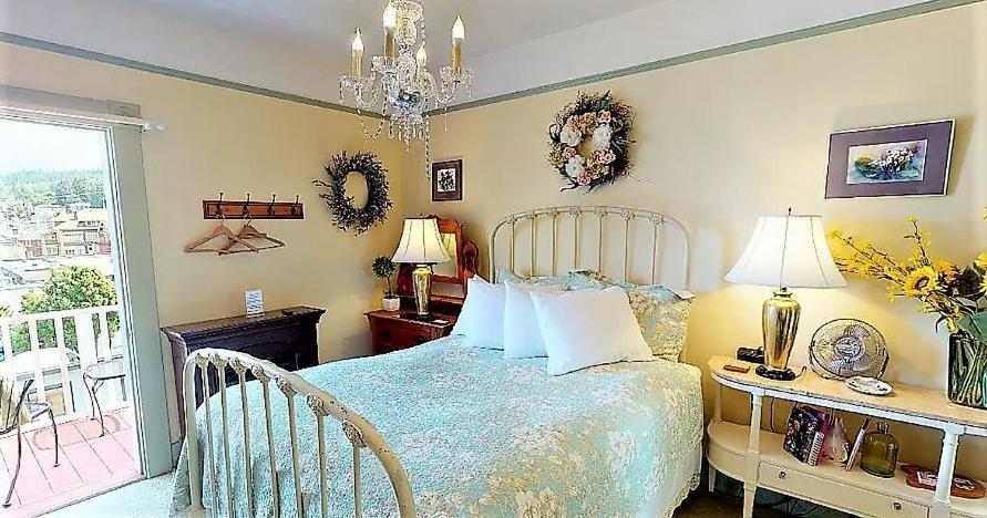 Clementine'S Guest House & Vacation Rentals Astoria Eksteriør bilde