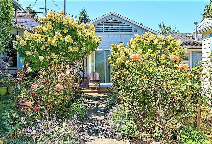 Clementine'S Guest House & Vacation Rentals Astoria Eksteriør bilde