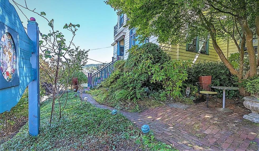 Clementine'S Guest House & Vacation Rentals Astoria Eksteriør bilde