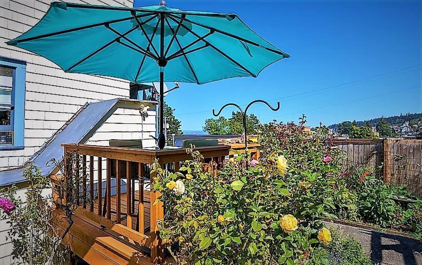 Clementine'S Guest House & Vacation Rentals Astoria Eksteriør bilde